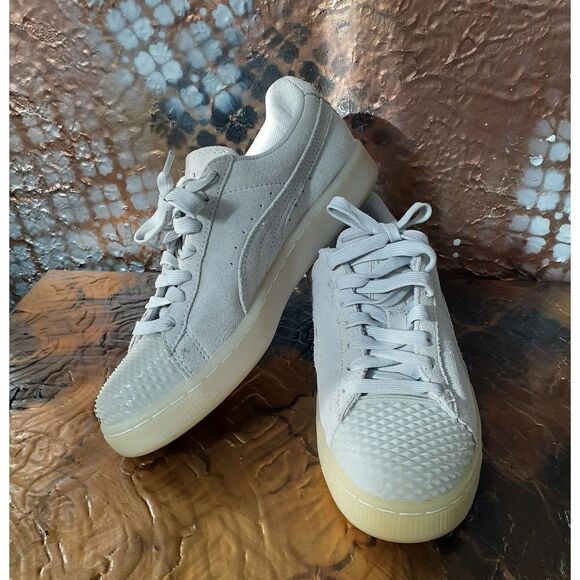 Puma Suede Sneakers - Picture 2 of 16